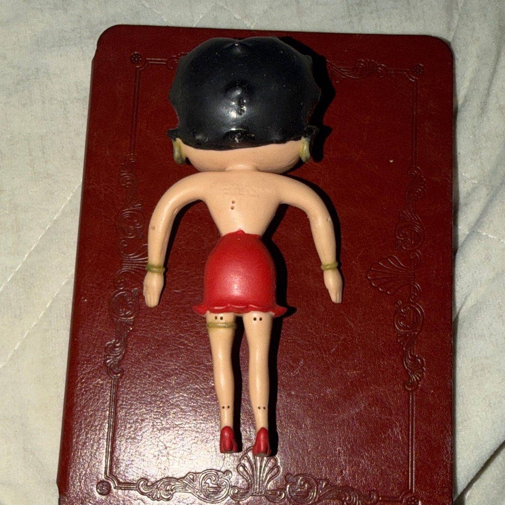 Vintage Betty Boop Red Dress Cartoon Figurine - Picture 3 of 5
